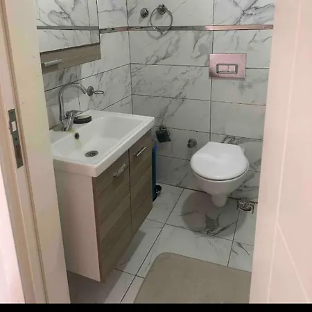 Havuzlu Site شقة *